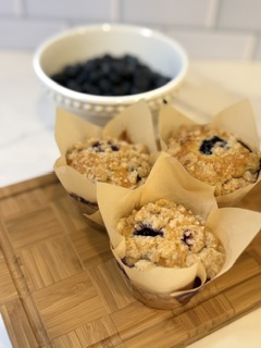 Homemade Blueberry Muffins with Crumble Topping